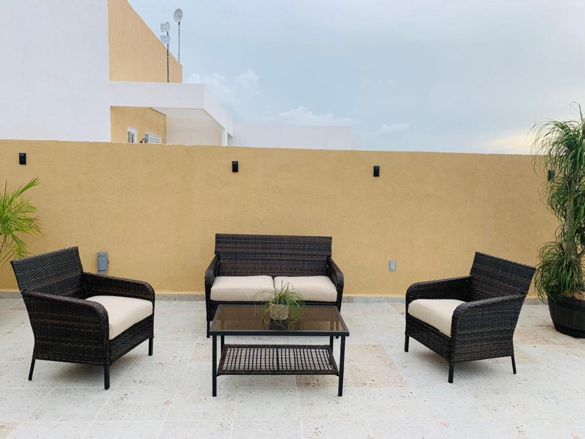 Franks House Apartment "Shared House" Cancún Zewnętrze zdjęcie